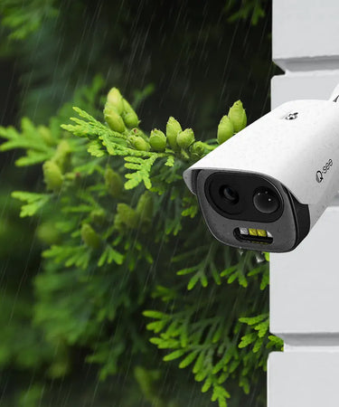 Qsee 5MP 2TB DVR Siren Security Camera System with Active Deterrence Q